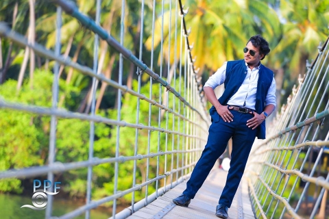 Prakruthi Foto Flash	