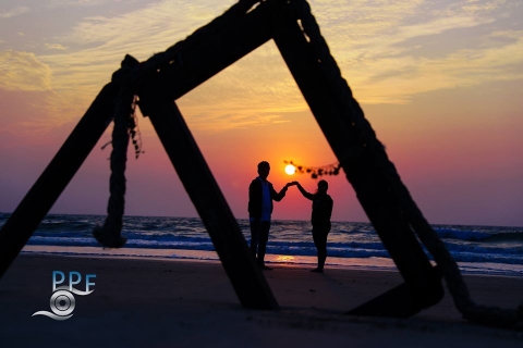 Prakruthi Foto Flash	