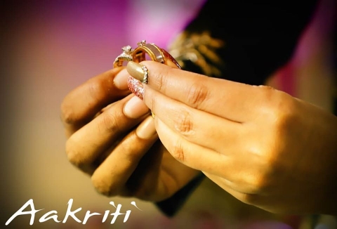Aakriti Photo Studio	