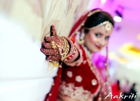 Aakriti Photo Studio	
