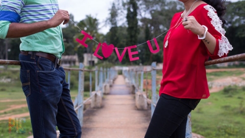 Pictures In Colour Photography