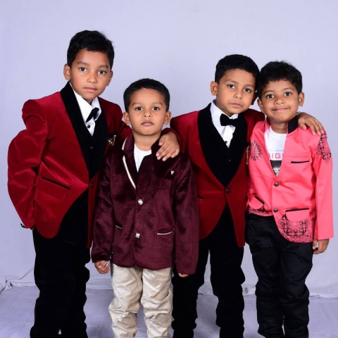 SRK Digital Photo Studio	