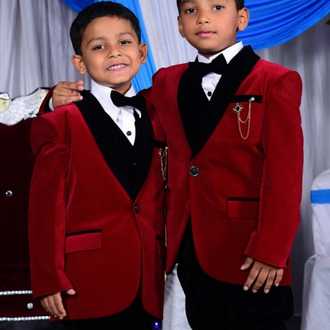 SRK Digital Photo Studio	