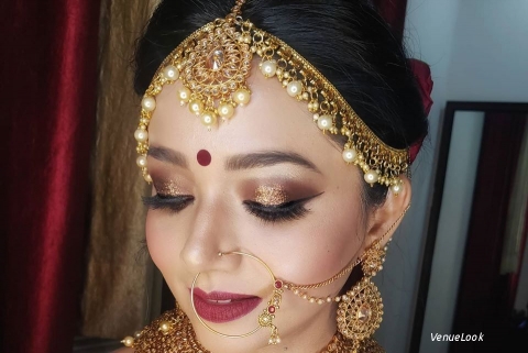 Kanika Khosla-Makeup Artist	
