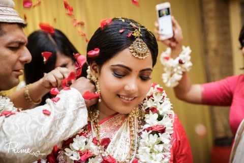 Prime By Axis Images	