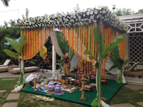 Traditional Outdoor Mantap Dec