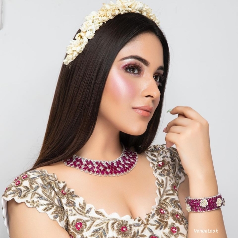 Misha Vig makeup studio