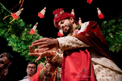 The Moment by Foram10