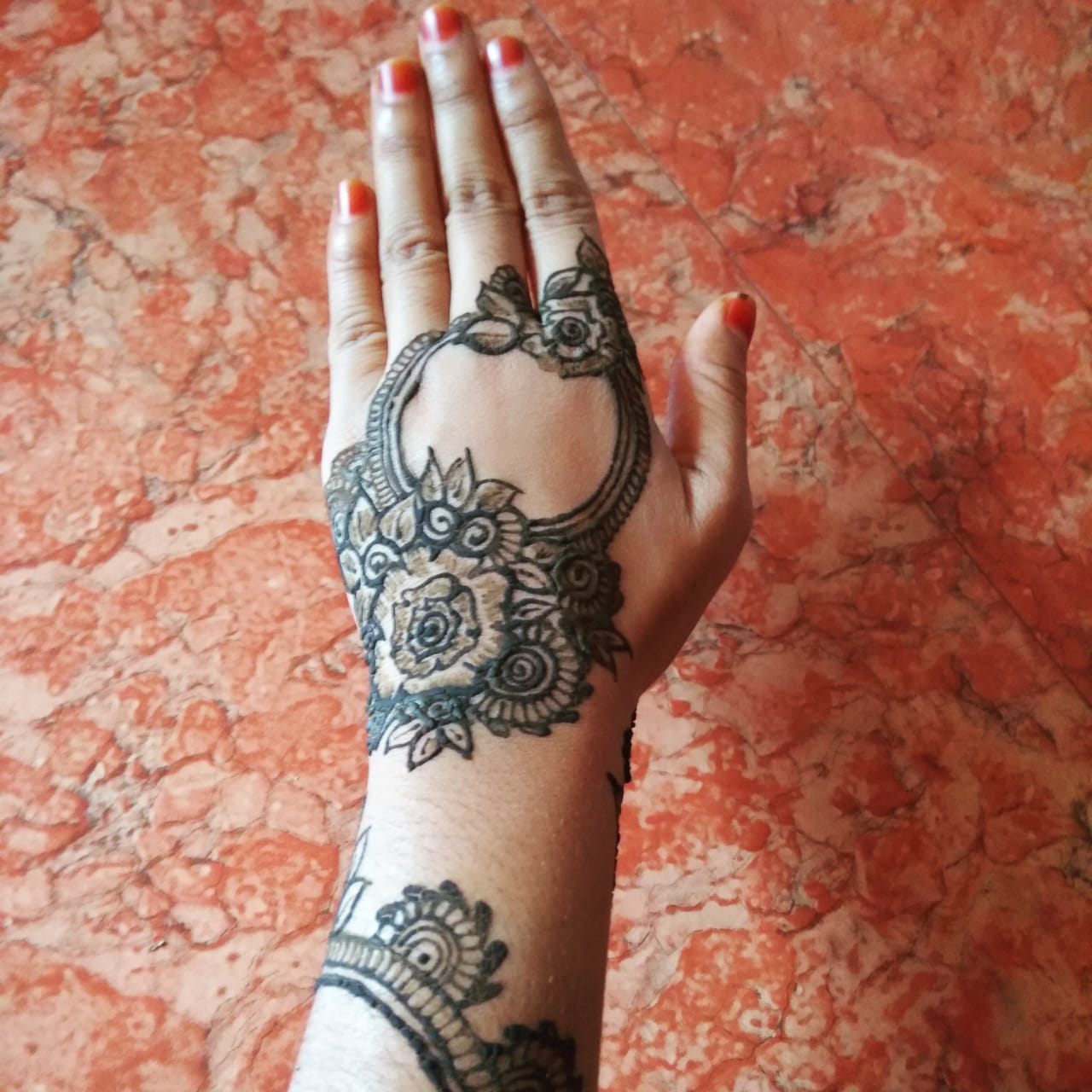 Mehendi Artist job in Nagpur Service On Wheel: