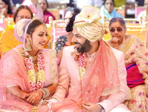 The Artsee Lens Photo Factory