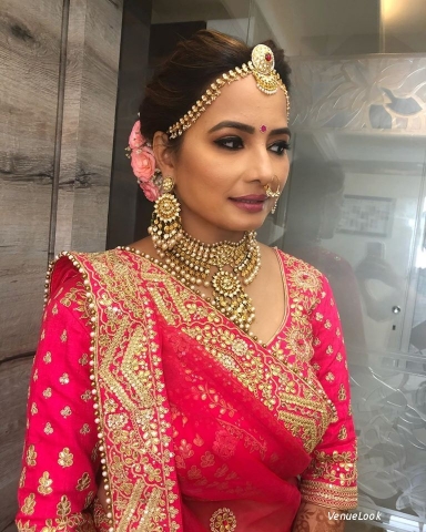 Makeup by Nandini Advani	9