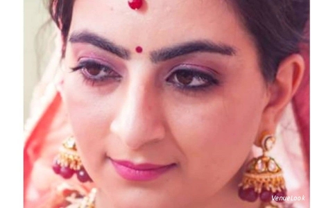 Neha Chaudhary MUA 4