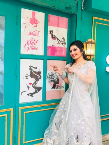 	Tripti Garg Makeup Artist