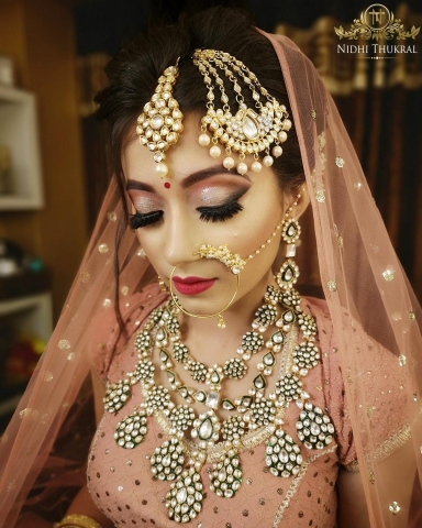 Make up by Nidhi Thukral