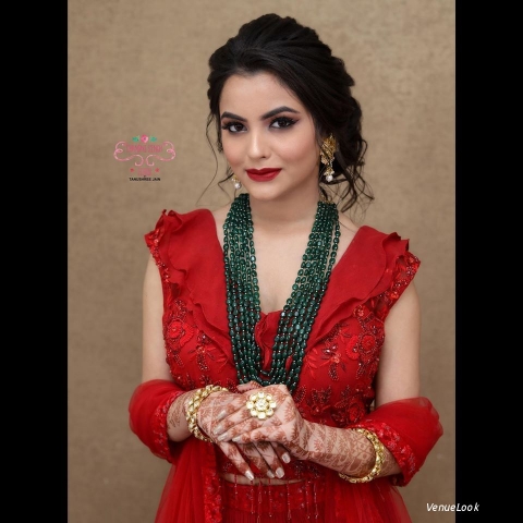 Chandni Singh Studio by Tanush