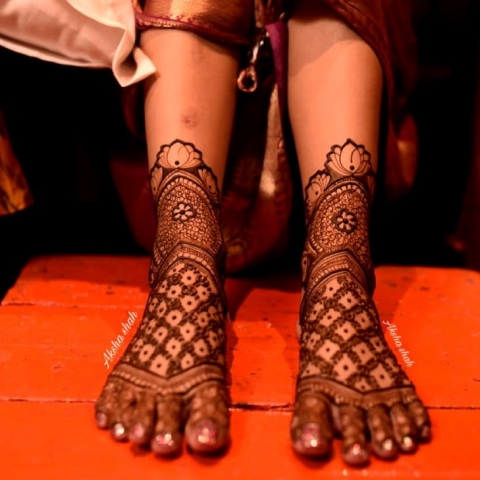 Aksha Shah Mehendi Designer