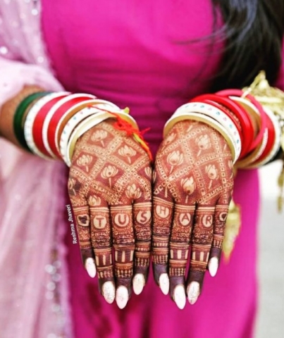 Reshma Jhaveri Mehndi Artist