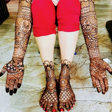 Sparkle 24 Mehandi Art