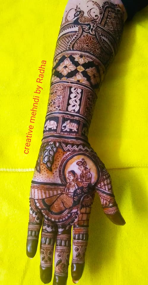 Bandipora girl winning hearts on social media for her creative Mehandi art  - Kashmir News Zone