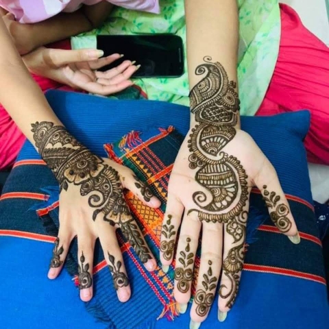 Devarshri Mehendi Makeup Artis