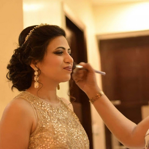 Vashika Sethi MakeOvers And Ac