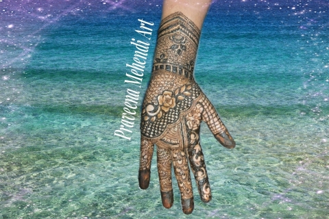 Praveena Mehendi Art