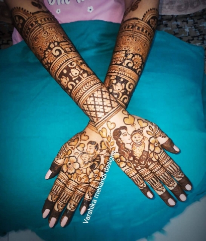 Varshika Mehandi Designs