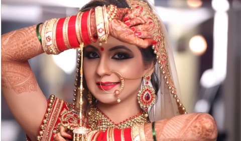 Komal Mahendru Makeup Artist
