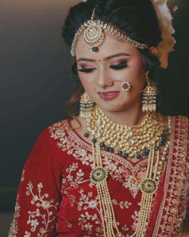 Minakshi Jaiswal Makeup Artist