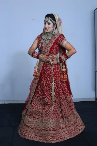 Glamup Beauty Makeup Salon