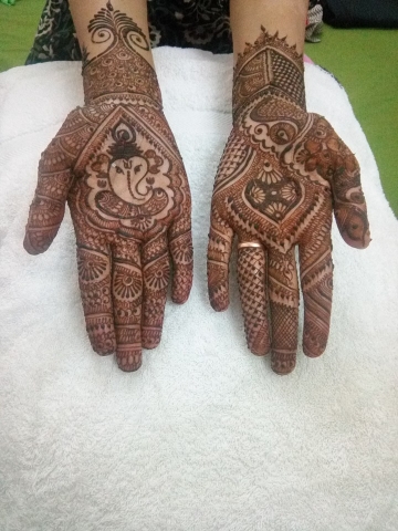 Meenu Mehendi Art