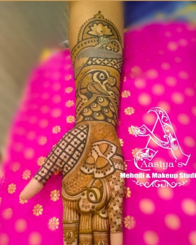 Aasiya Shaikh Mehendi