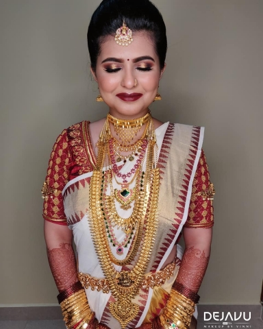 Dejavu Makeup By Vinni