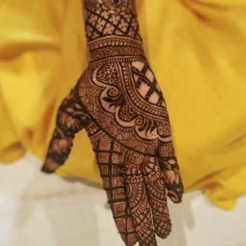 Harsha Soni Mehendi Artist