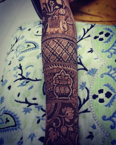 Anshu Mehandi Art
