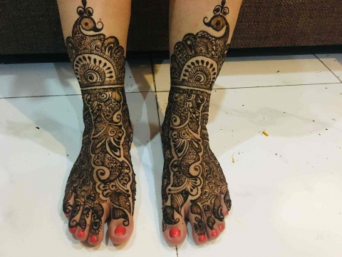 Raviraj Mehandi Art