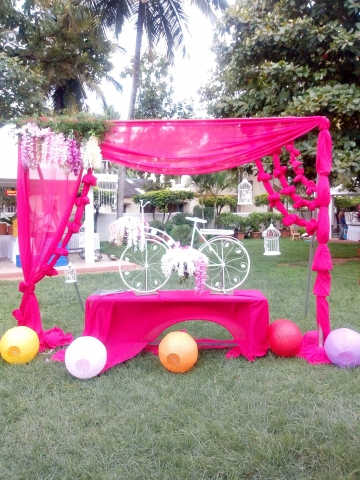 Anil Balloon Decoration