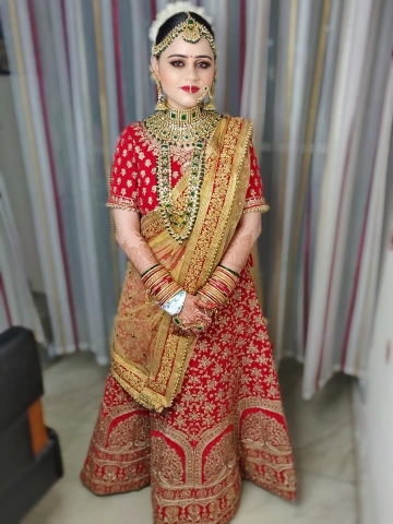 Neha Kapoor Makeup Artist