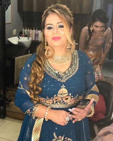 Rainbow Unisex Salon