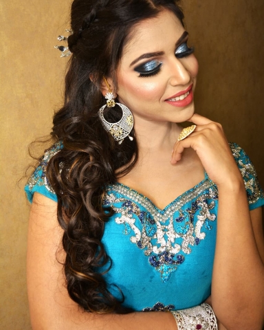 Decent Makeovers by Sonia Aror