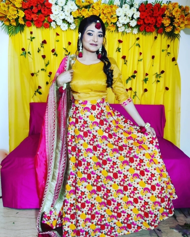 Decent Makeovers by Sonia Aror