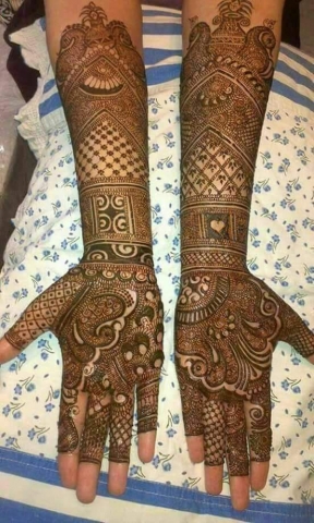 Laxman Mehendi Artist