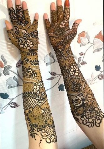 SS Bridal Mehendi Artist