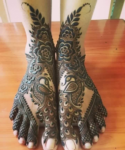 Farha MH Mehendi Artist