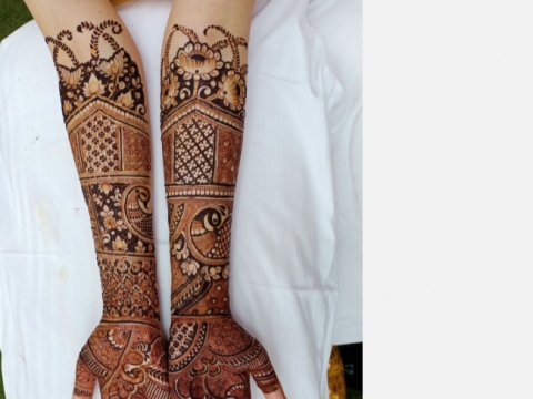 Kundan Mehandi Artist