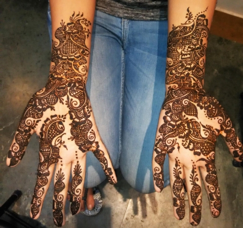 Mast Mehendi Studio