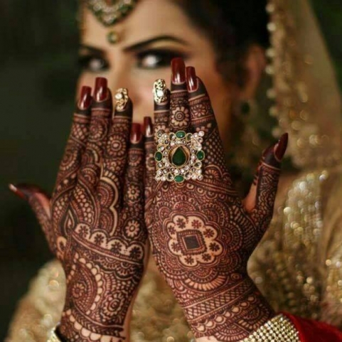 Mast Mehendi Studio