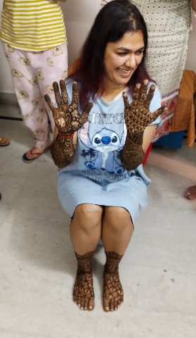 Lucky Bridal Mehandi Art