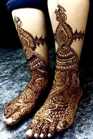 Sanki Mehendi Artist