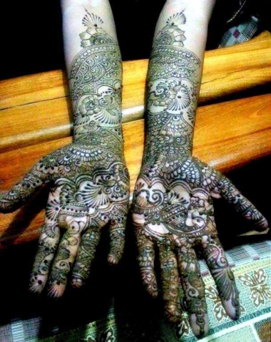 Sanki Mehendi Artist